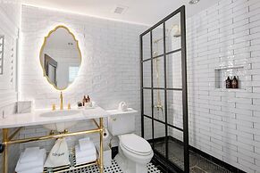 Fairmount Hotel