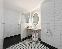 Fairmount Hotel