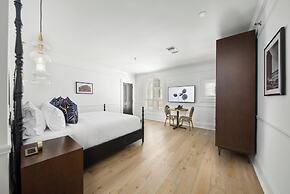 Fairmount Hotel