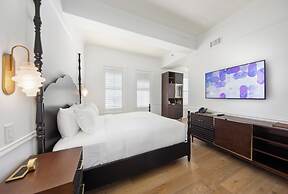 Fairmount Hotel