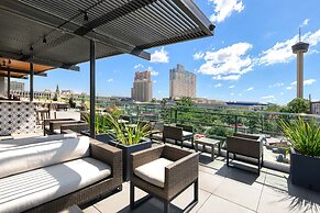 Fairmount Hotel, in the Unbound Collection by Hyatt