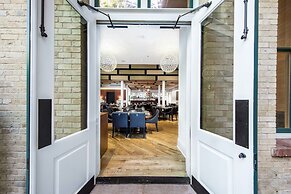 Fairmount Hotel, in the Unbound Collection by Hyatt