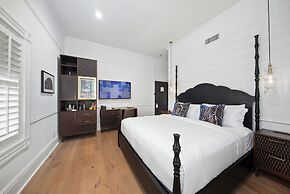 Fairmount Hotel