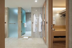 Mandarin Oriental, Santiago