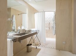 Mandarin Oriental, Santiago