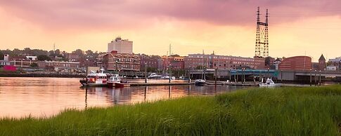 Norwalk Inn & Conference Center