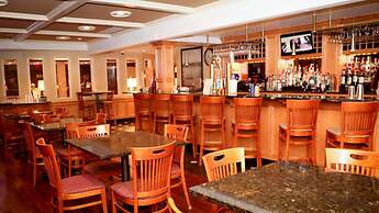 Norwalk Inn & Conference Center