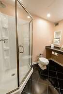 Norwalk Inn & Conference Center