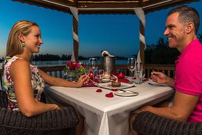 Grotto Bay Beach Resort