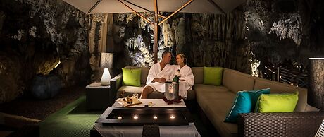 Grotto Bay Beach Resort