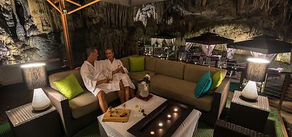 Grotto Bay Beach Resort