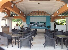 Grotto Bay Beach Resort