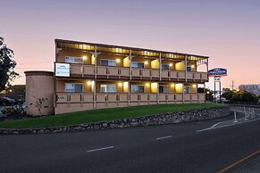 Howard Johnson by Wyndham Santa Cruz Beach Boardwalk