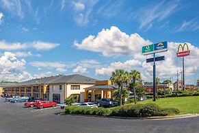 Quality Inn & Suites Orangeburg