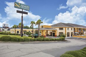 Quality Inn & Suites