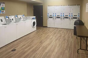 Suburban Studios Arlington Heights – Elk Grove