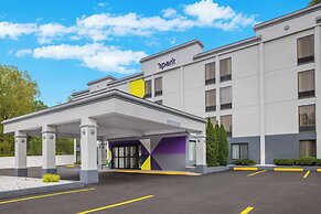 Spark by Hilton Clarks Summit