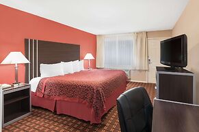 Days Inn by Wyndham College Station University Drive