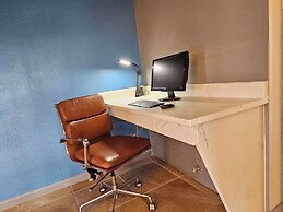 SureStay by Best Western Victoria