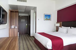 Holiday Inn Lille - Ouest Englos by IHG