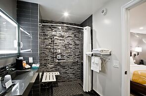 Bay Area Inn & Suites