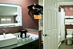 Bay Area Inn & Suites