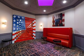 The Verve Hotel Boston Natick, Tapestry Collection by Hilton