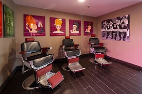 The Verve Hotel Boston Natick, Tapestry Collection by Hilton