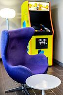 The Verve Hotel Boston Natick, Tapestry Collection by Hilton