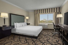 The Verve Hotel Boston Natick, Tapestry Collection by Hilton