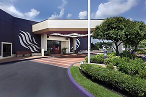 The Verve Hotel Boston Natick, Tapestry Collection by Hilton