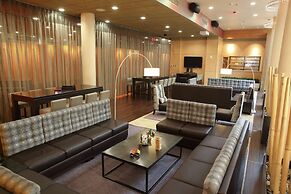 The Verve Hotel Boston Natick, Tapestry Collection by Hilton