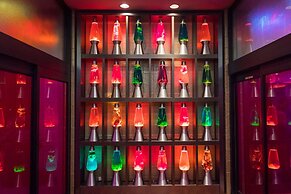 The Verve Hotel Boston Natick, Tapestry Collection by Hilton