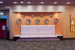 The Verve Hotel Boston Natick, Tapestry Collection by Hilton