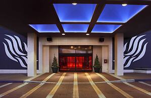 The Verve Hotel Boston Natick, Tapestry Collection by Hilton