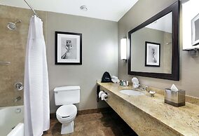 The Verve Hotel Boston Natick, Tapestry Collection by Hilton