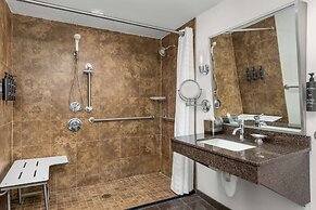 The Verve Hotel Boston Natick, Tapestry Collection by Hilton