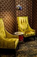 The Verve Hotel Boston Natick, Tapestry Collection by Hilton