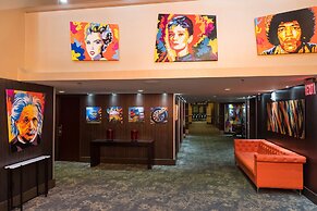 The Verve Hotel Boston Natick, Tapestry Collection by Hilton
