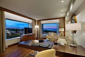 Conrad Istanbul Bosphorus