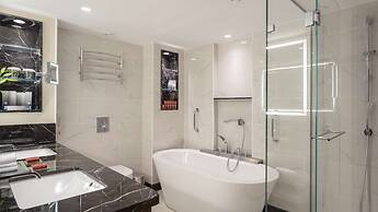 Conrad Istanbul Bosphorus