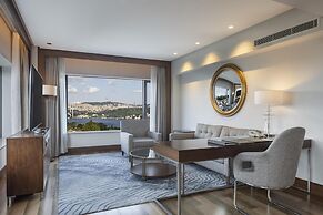 Conrad Istanbul Bosphorus