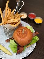 DoubleTree by Hilton San Diego - Del Mar