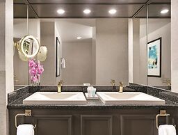 Luxor Hotel and Casino