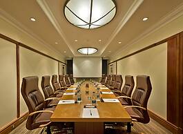 Avani Windhoek Hotel & Casino