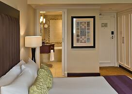 Avani Windhoek Hotel & Casino