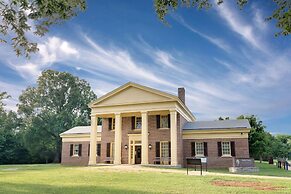 Days Inn by Wyndham Savannah