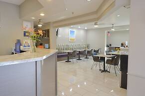 Days Inn & Suites by Wyndham Airport Albuquerque