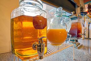 Days Inn & Suites by Wyndham Airport Albuquerque