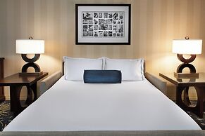 Disneyland Hotel